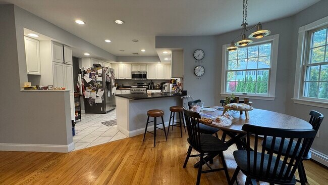 Building Photo - 154 Wiswall Rd