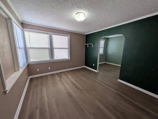 Building Photo - 525 Jackson St
