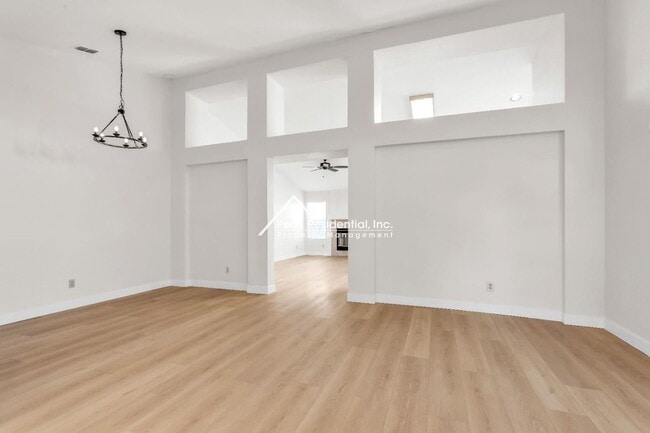 Building Photo - Wonderful Sacramento 4bd/2ba Home!