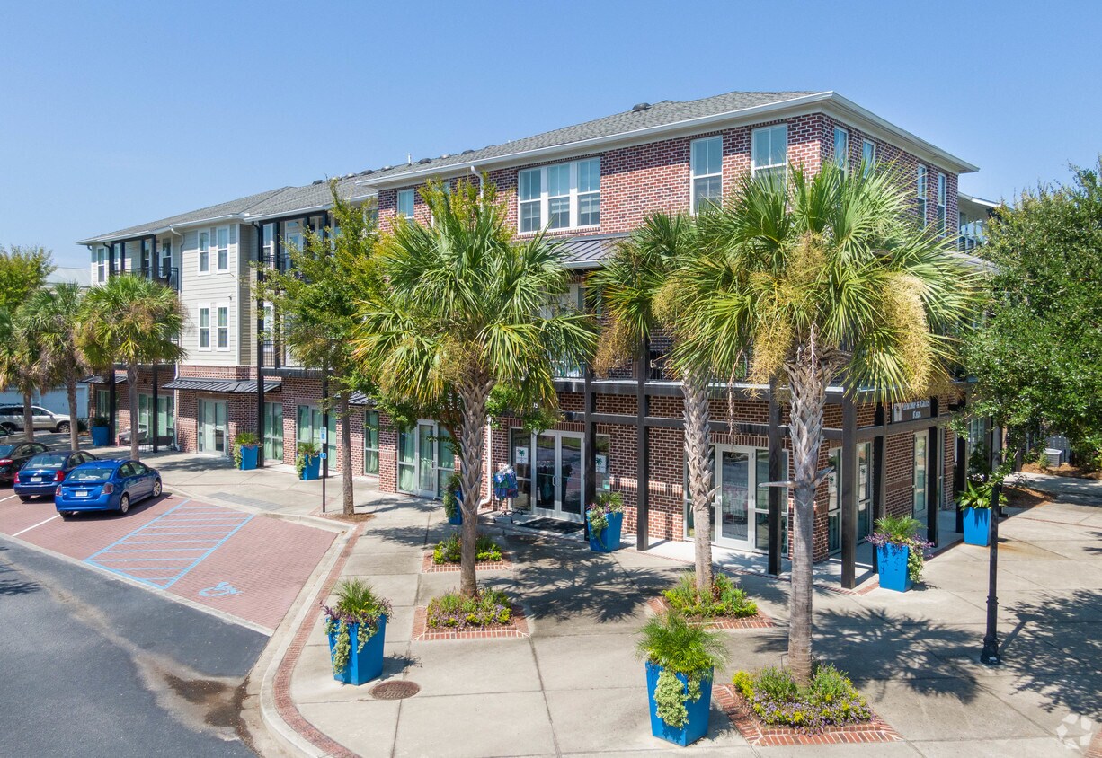 Central Square at Watermark Apartments Mount Pleasant, SC