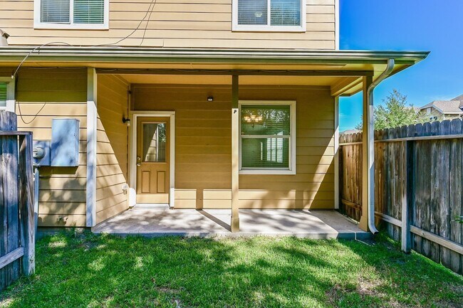 Foto del edificio - 14511 Roaring Fork Ln