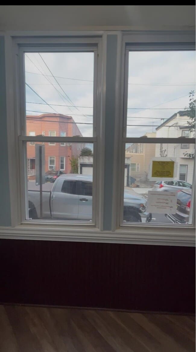 Foto del edificio - 907 18th St