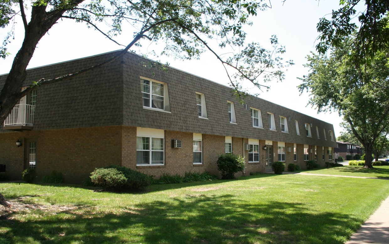 Primary Photo - Colony Park West