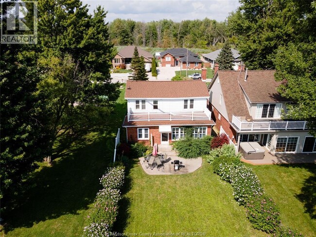 Photo du bâtiment - 127 Lakewood Dr