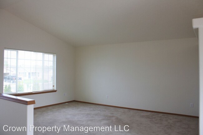 Building Photo - 5 br, 3 bath House - 419 N. Arbutus Ave
