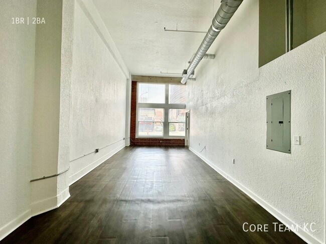 Foto del edificio - 934 Broadway Blvd