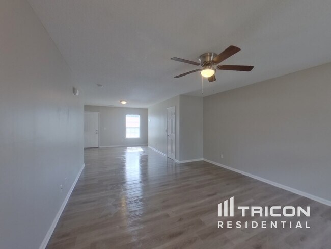 Foto del edificio - 141 Grafton Ln