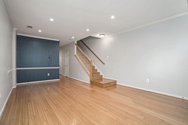 Building Photo - 2651 Park Tower Dr