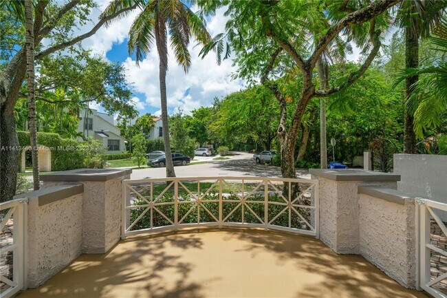 Building Photo - 1765 Wakeena Dr