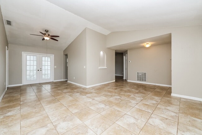 Building Photo - 7220 Bromley Dr