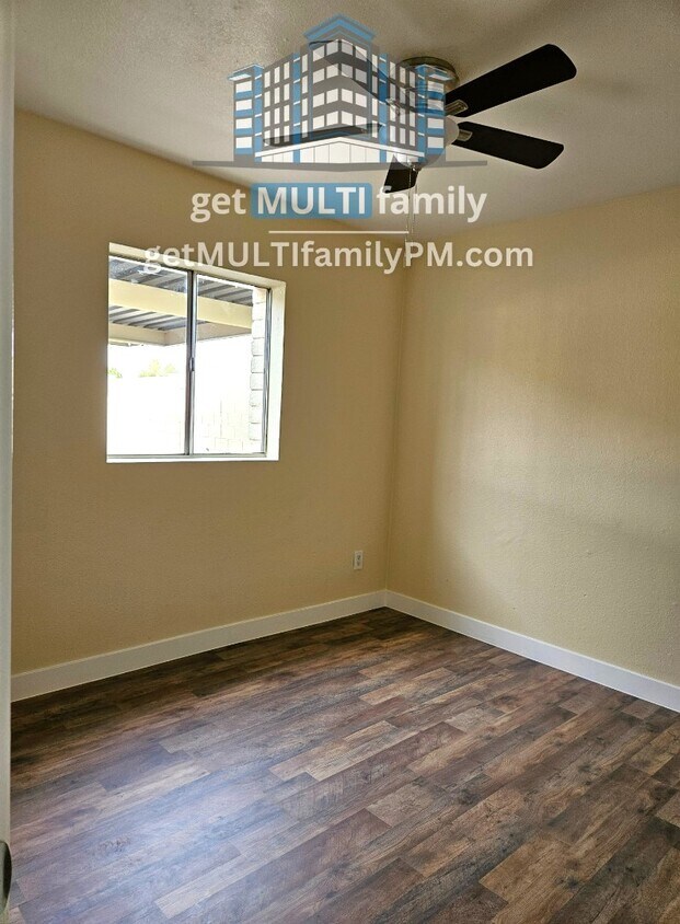 Primary Photo - Secure Serenity: 2 Bed, 1 Bath Gated Livin...