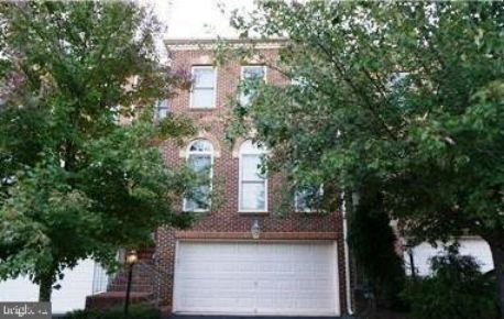 Foto principal - 12412 Meadow Field Dr