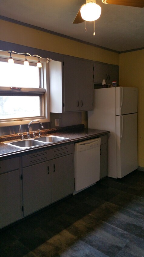 Foto principal - 808 E Water St