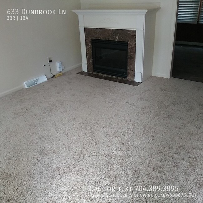 Foto del edificio - 633 Dunbrook Ln