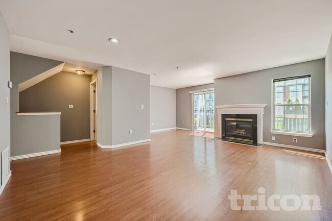 Foto del edificio - 6603 Polynesian Ln