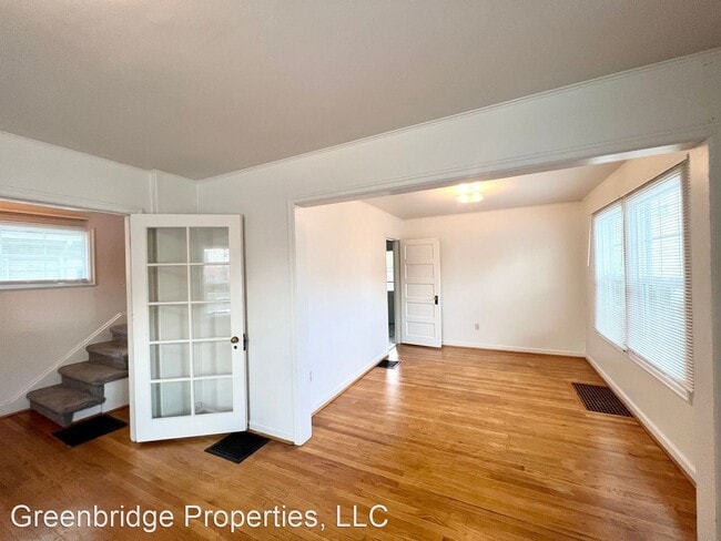 Building Photo - 2 br, 1.5 bath House - 927 SE 45th Ave.