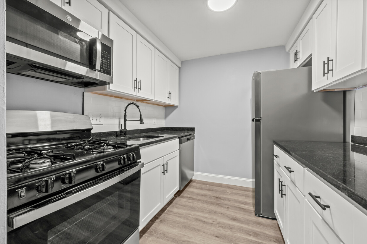 Stone Creek Apartments - Apartments in East Hartford, CT | Apartments.com