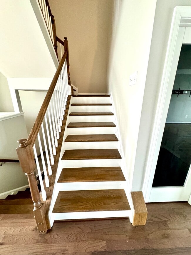 Foto del edificio - 4213 WOODSPRING Ln