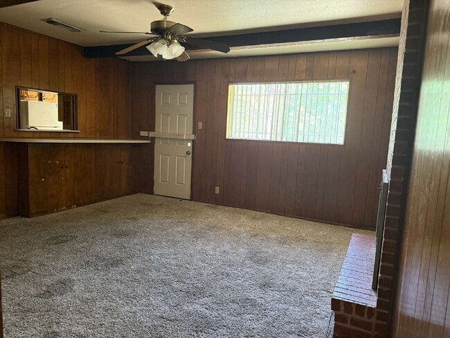Building Photo - 419 Rosemont Dr
