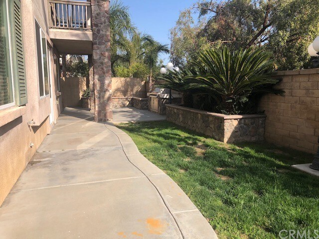 Building Photo - 12237 Iron Stone Dr