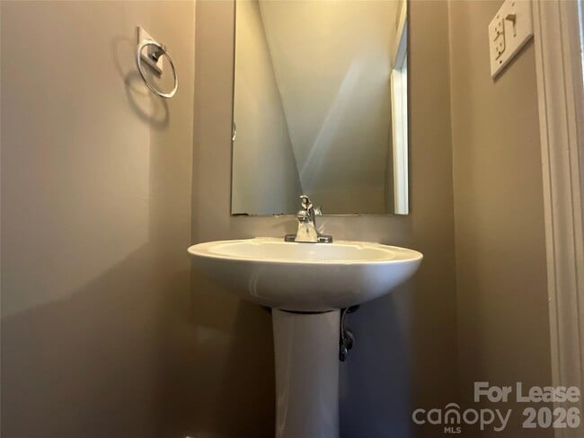 Foto del edificio - 1520 N Main Ave