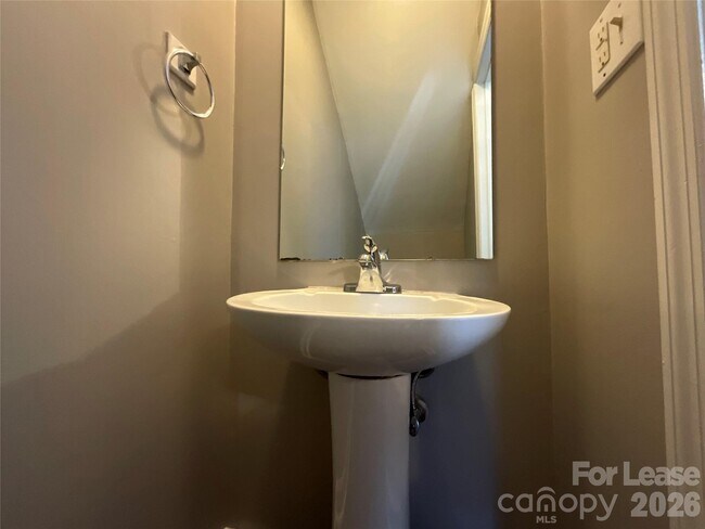 Foto del edificio - 1520 N Main Ave