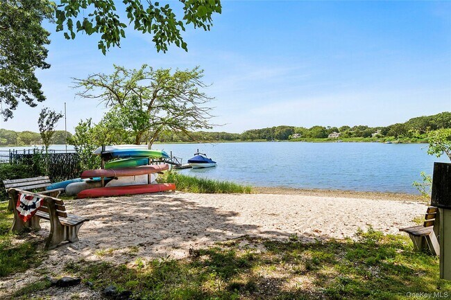 Foto del edificio - 205 Pine Ave