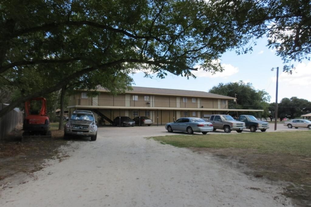 505 E. Evergreen 11 House Rental in Mexia, TX