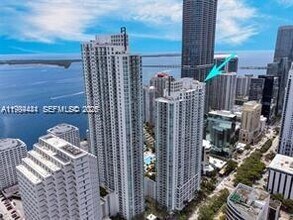 Building Photo - 951 Brickell Ave