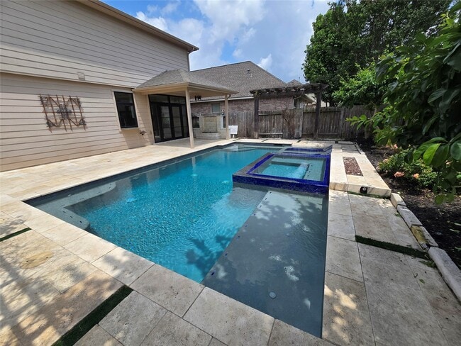 Foto del edificio - 6119 Grassy Haven Ln