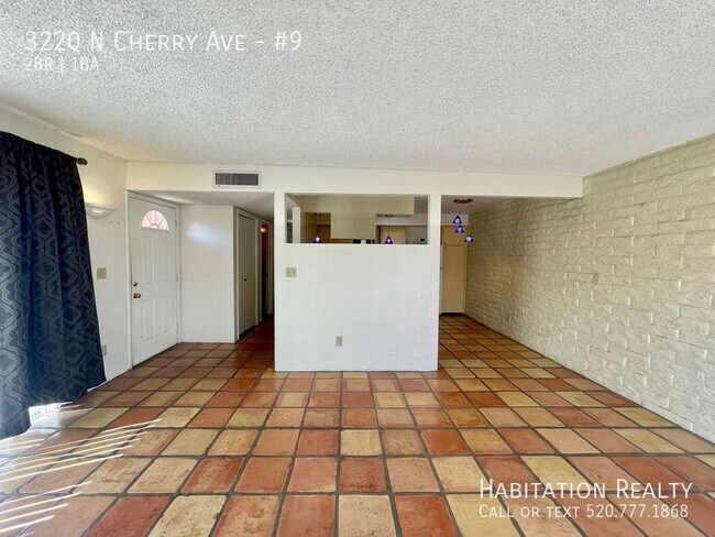 Foto del edificio - 3220 N Cherry Ave