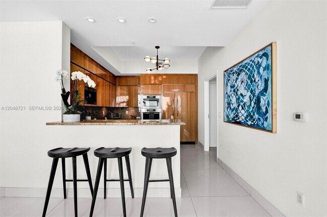Foto del edificio - 50 South Pointe Dr