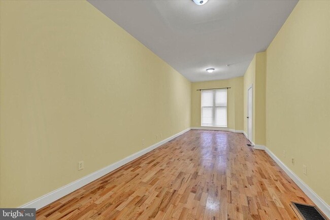 Foto del edificio - 221 E Lafayette Ave