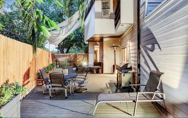 Foto del edificio - 4516 Dickson St