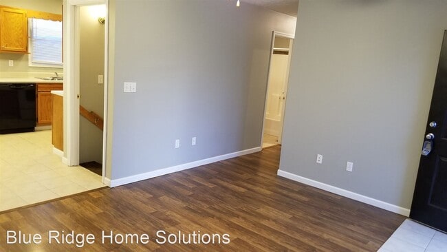 Building Photo - 4 br, 1.5 bath House - 426 Hilltop Drive