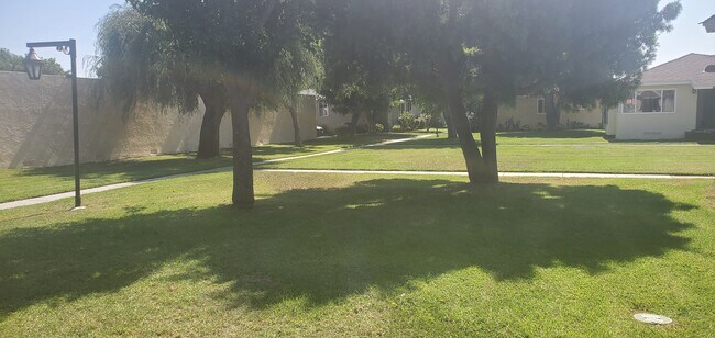 Foto del edificio - 23330 Maribel Ave