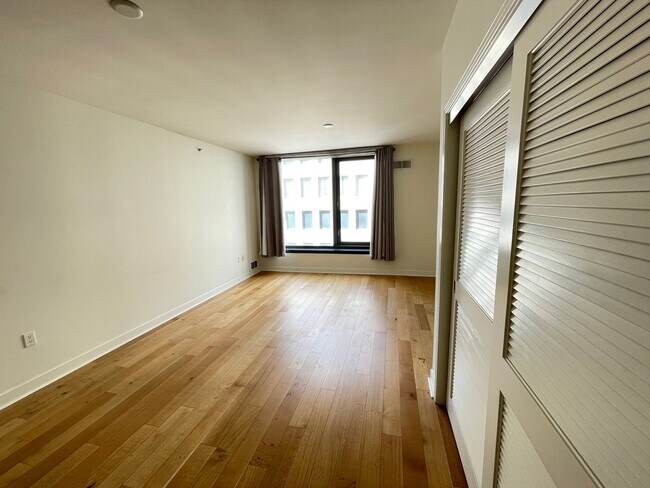 Foto del edificio - 199 New Montgomery St