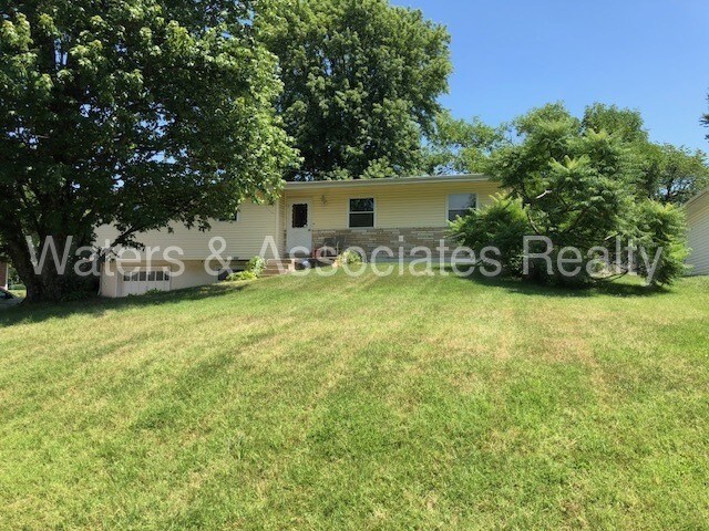 Primary Photo - 11307 Old Saint Charles Rd