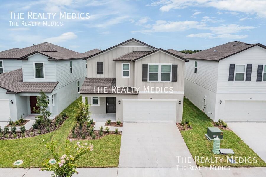 Foto principal - 978 Hour Glass Rd