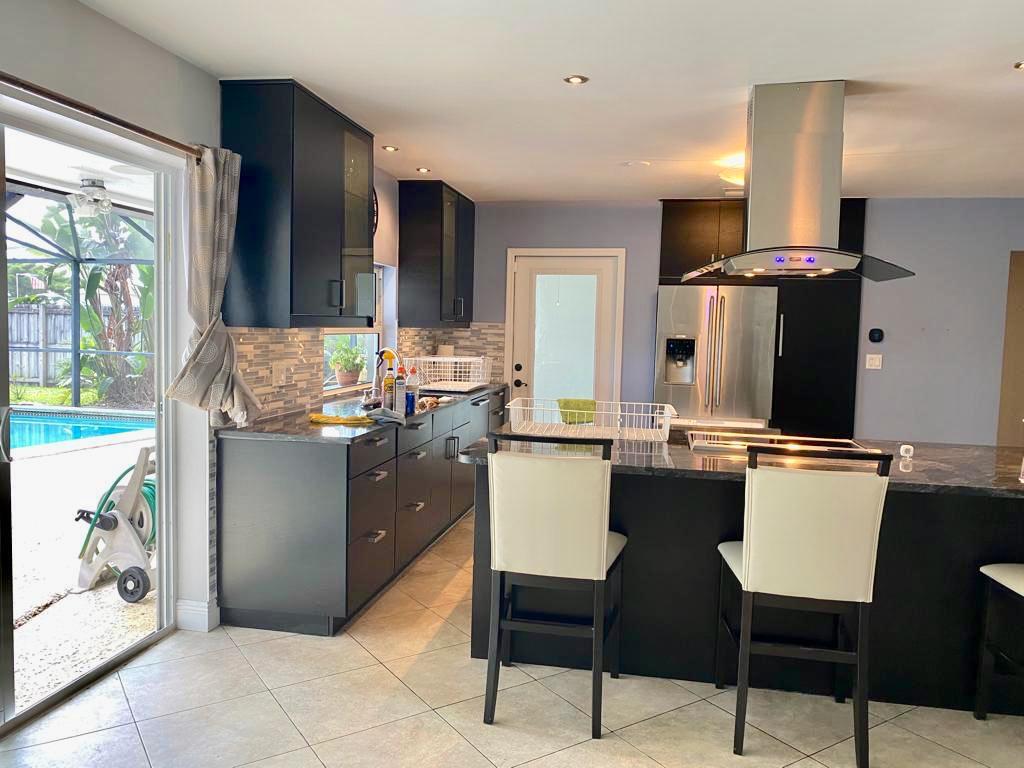 Foto principal - 4116 Taft St
