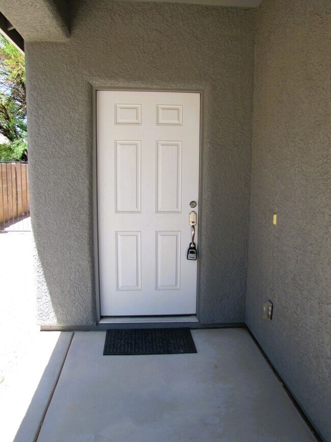 Building Photo - 3BR/2BA/2CG, 1302 sq.ft. home in Chaparral...