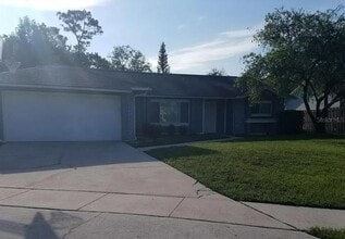 Building Photo - 2213 Excalibur Dr