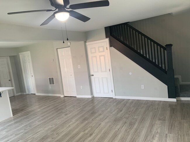 Building Photo - Future Rental! 3 Bed/2 Bath, Fenced Yard, Storage-York City SD