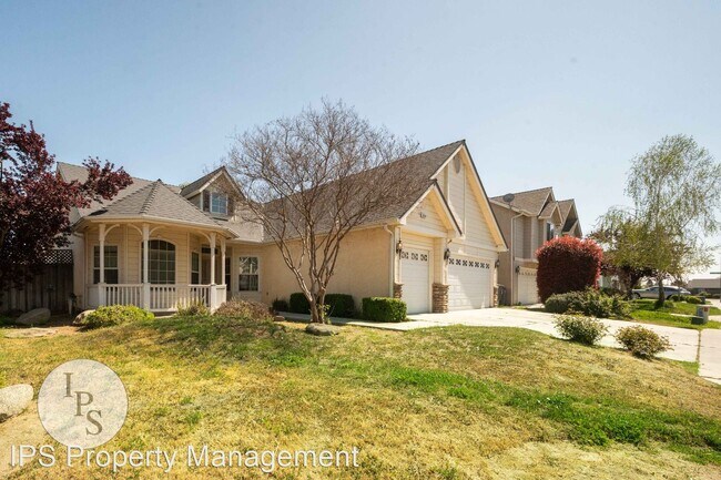 Building Photo - 4 br, 2 bath House - 2634 N. Antioch Ave.
