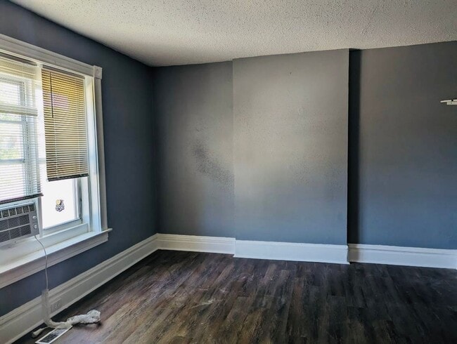 Building Photo - 4555 S Compton Ave