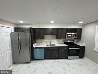 Building Photo - 8050 Lansdale Rd