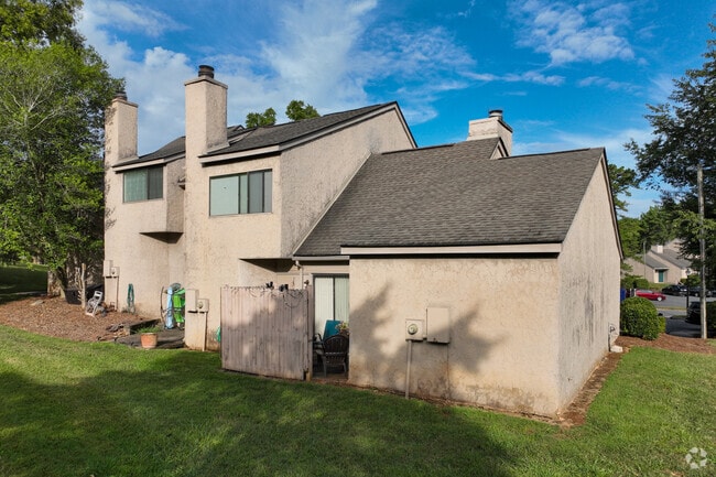 Foto del edificio - Shorewood at Raintree