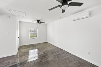 Building Photo - 7303 Market St