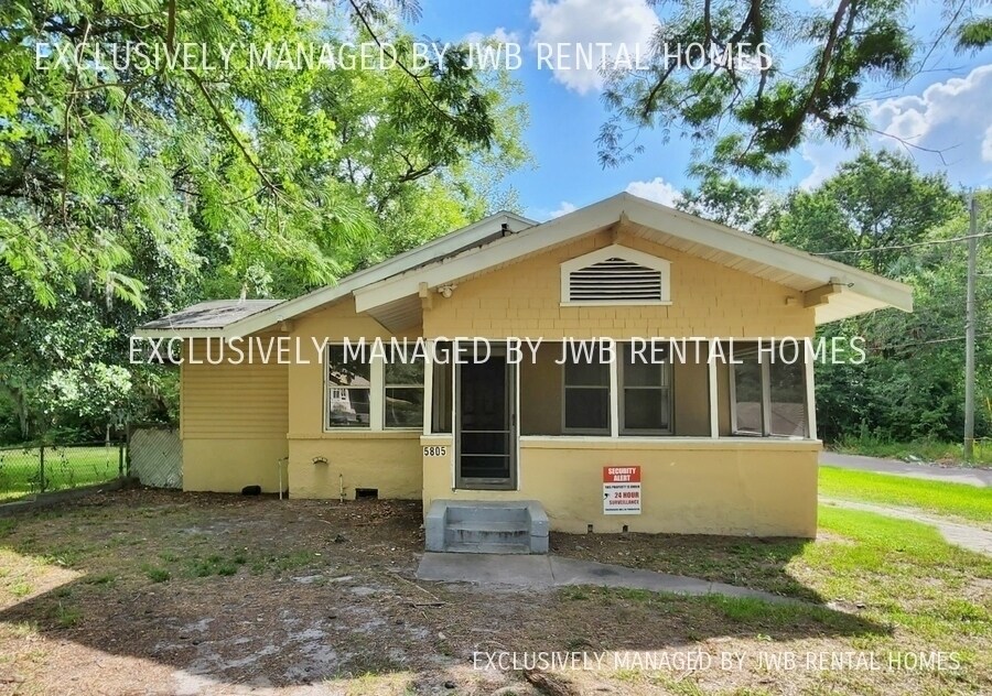 Primary Photo - 5805 Droad St