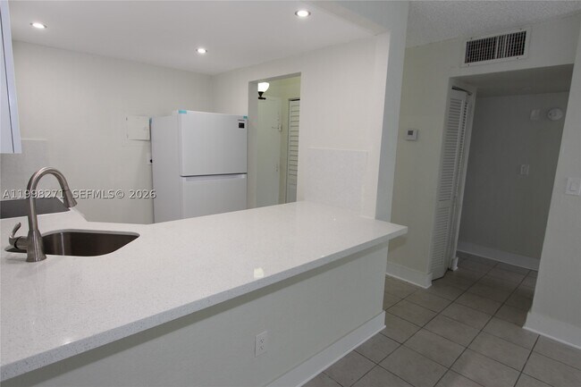Foto del edificio - 4550 NW 9th St